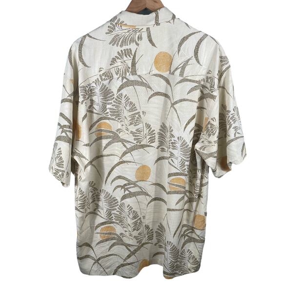 Tommy Bahama Short Sleeve Shirt Men's Button Up  XL Cream 100% Silk Summer Wear - Picture 2 of 11